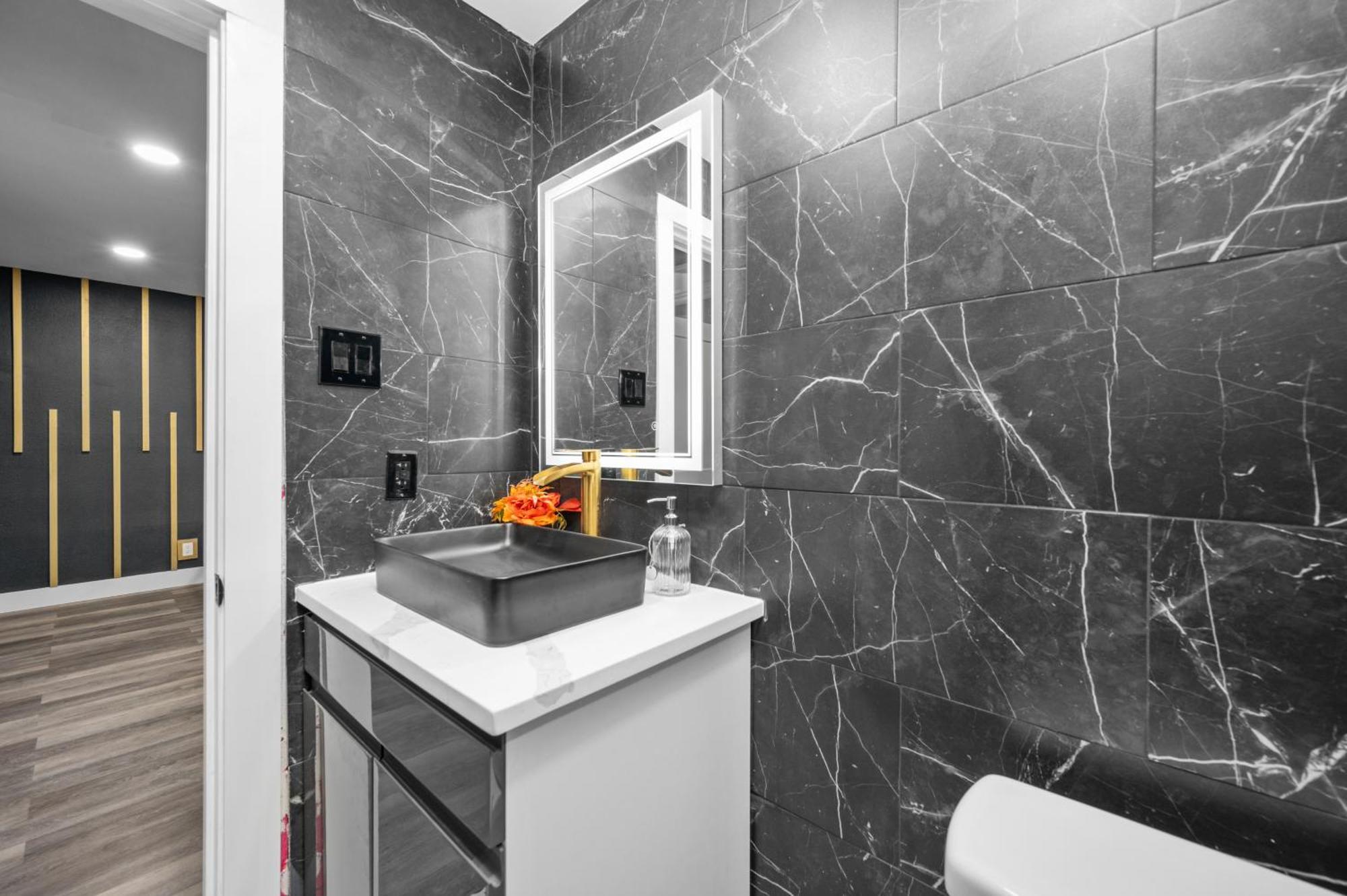 Elegant 2Br Apt Near Med Center With Free Park Houston Ngoại thất bức ảnh